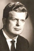 Ảnh diễn viên Peter Glossop